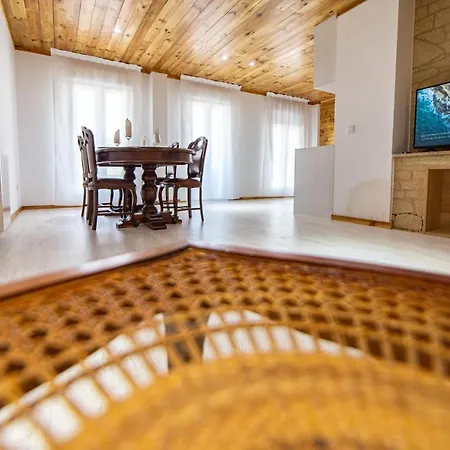 La Casona 1930 * Mazaricos